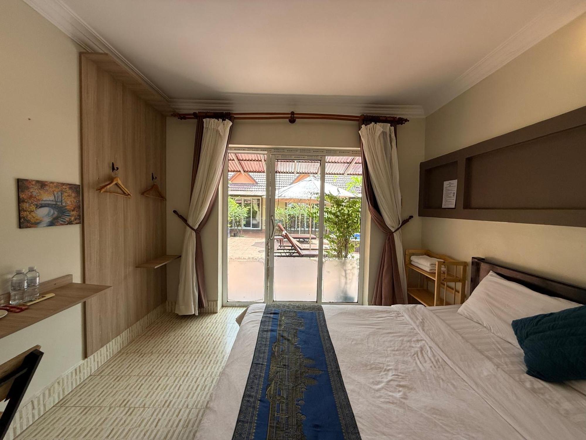 Hello Kampot Resort Exterior foto